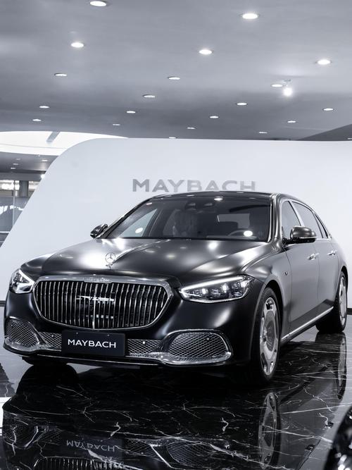 佛山137岚图汽车的售后服务让用户无忧出行，迈巴赫未来的豪华车趋势